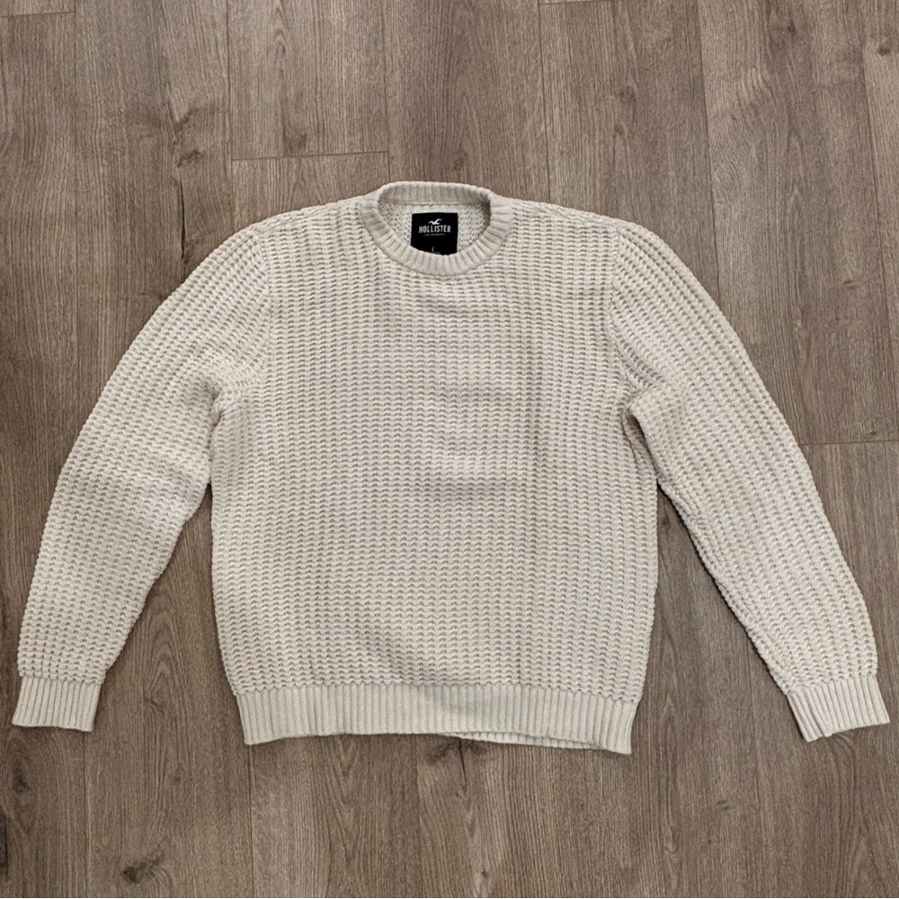Hollister Waffle Knit Cream Crewneck Sweater